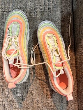 Women’s Nike Air Max 97 Melon Tint